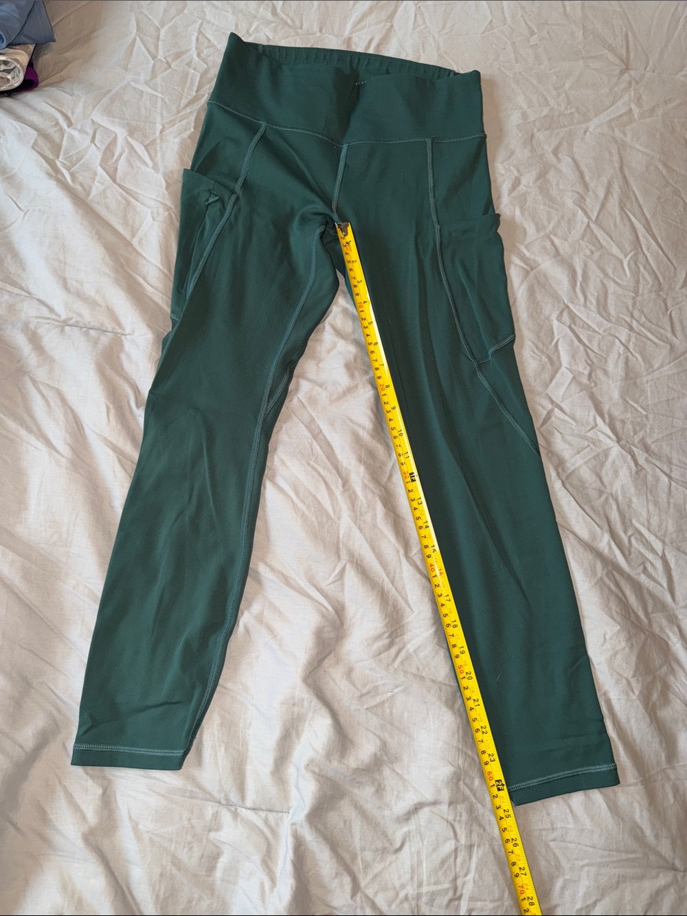 Athleta green 7/8 length legging